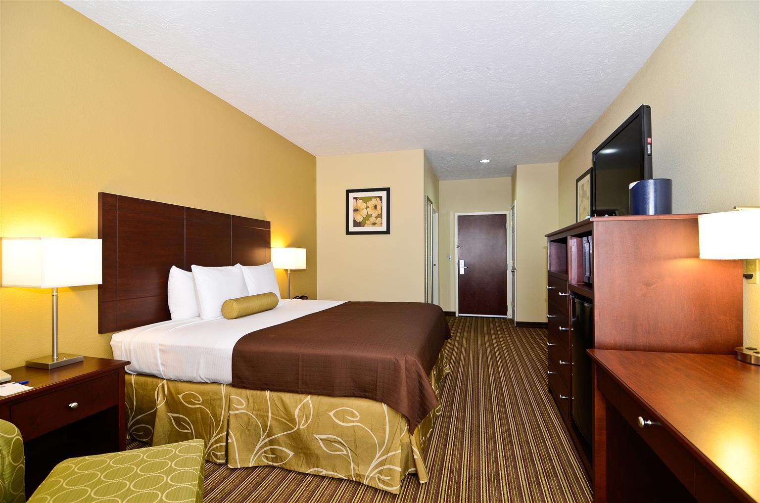 Best Western Plus Springfield Airport Inn Exterior photo